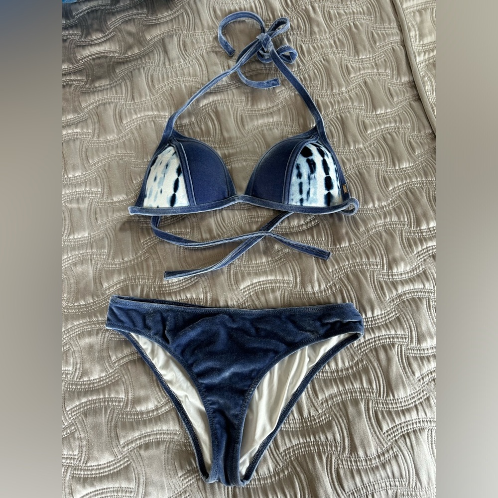 Pink By Victoria’s Secret velvet Tie Dye Blue Push-up Bra bikini Fully Lined S